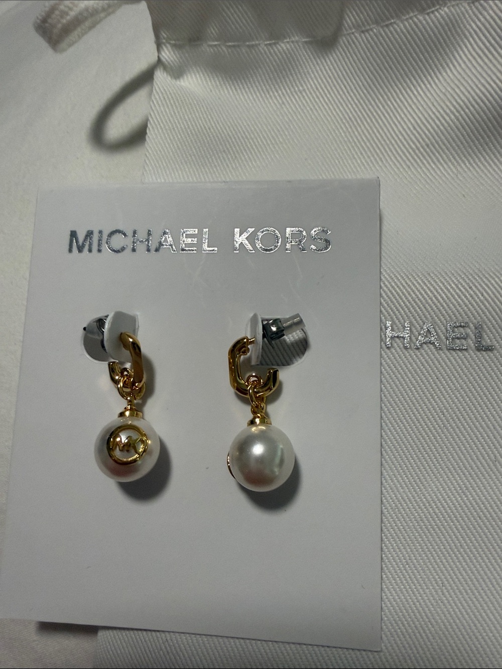 Accessories - Earrings